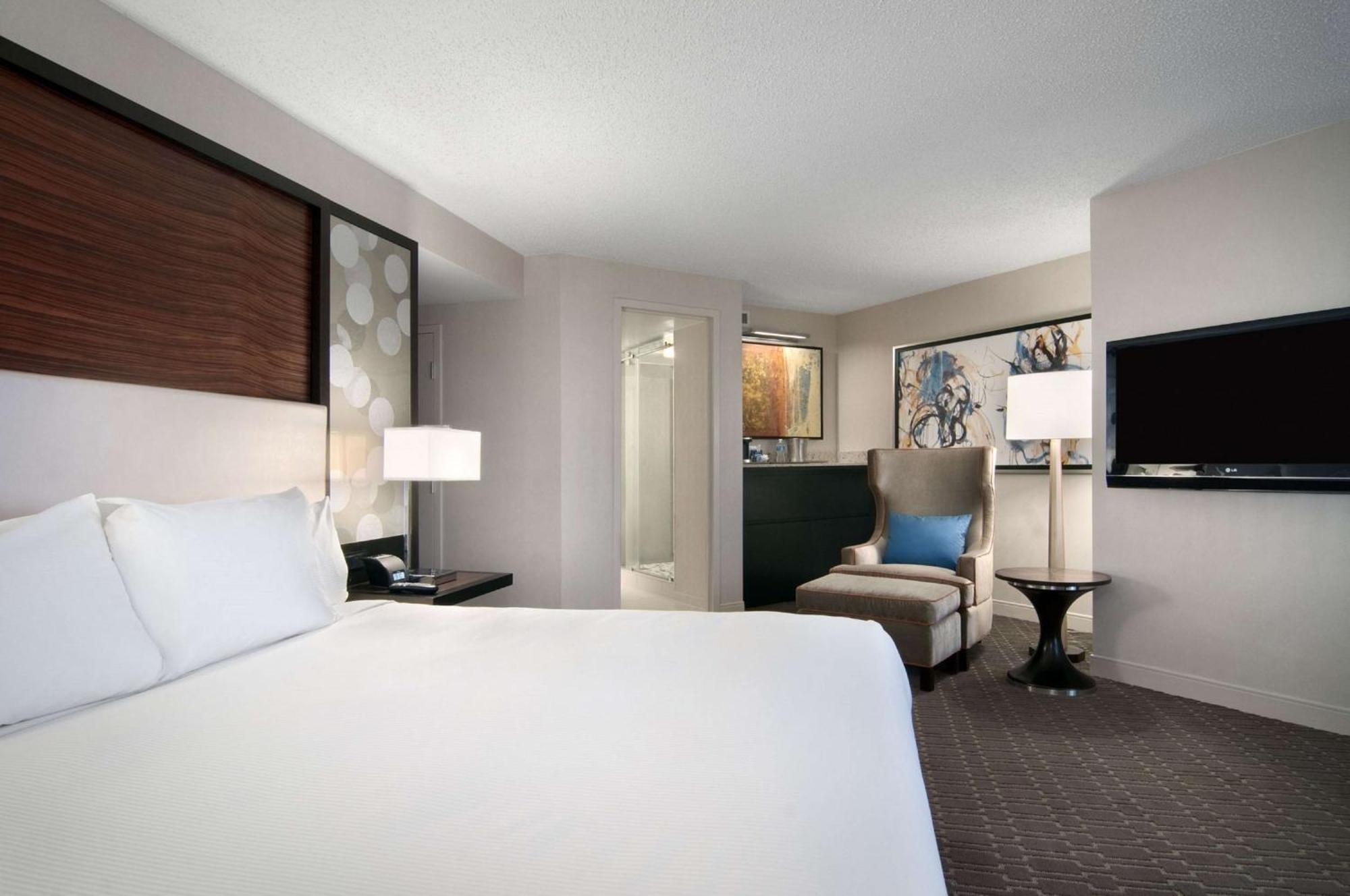 ฮิลตัน แอตแลนตา แอร์พอร์ต Hotel คอลเลจพาร์ค ภายนอก รูปภาพ